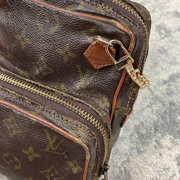 Louis Vuitton Monogram Mini Amazon Bag Crossbody Detachable Chain Strap Two Zip - Picture 13 of 17